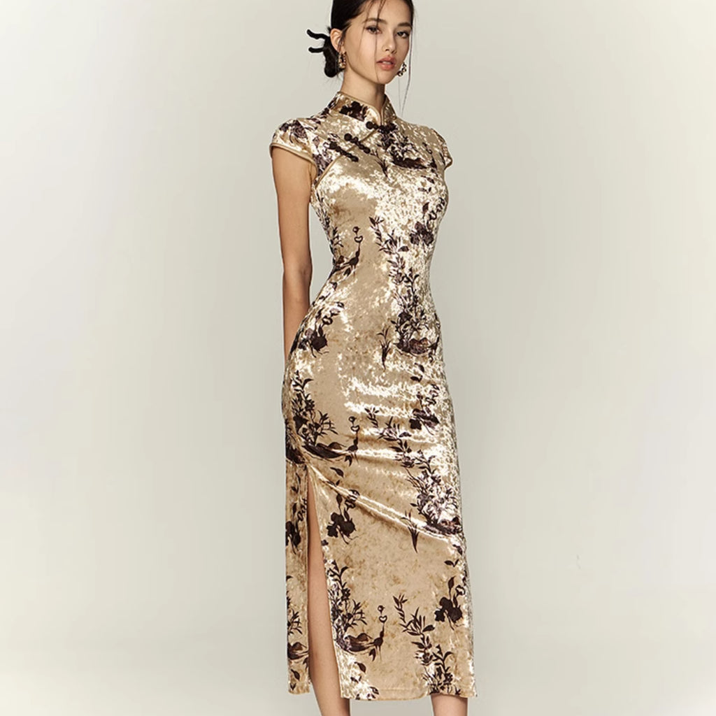 Chinese Velvet Swaying Posture Elegant Cheongsam Dress