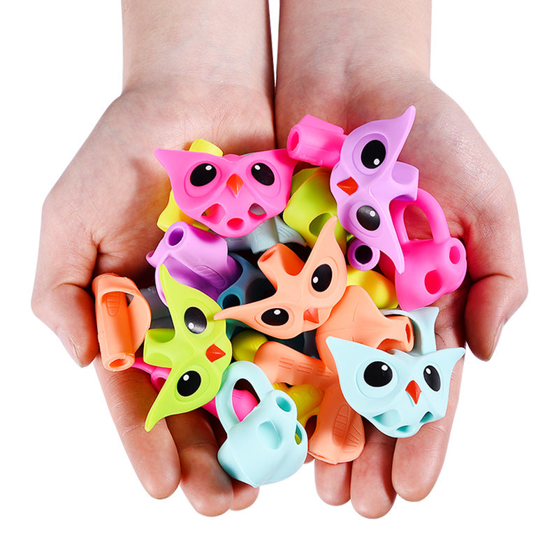 Children's Kindergarten Beginner Elementary School Corrector Silicone Pen Case
